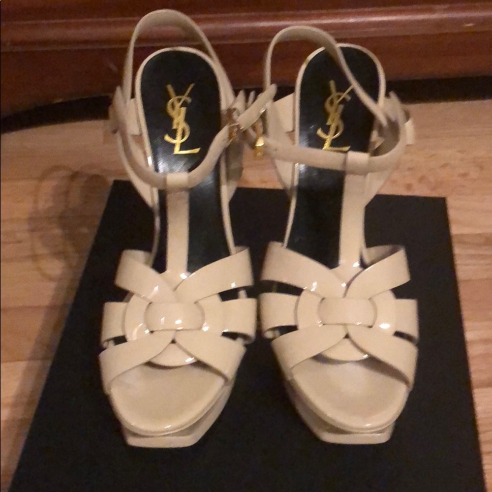 Authentic Gorgeous saint laurent heels!